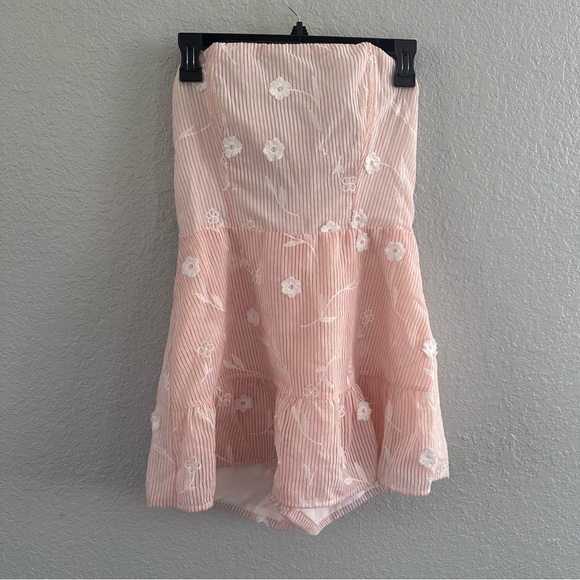 Altar'd State Pants - Altar’d State Strapless Blush Pink Floral Embroidered Tiered Romper Size M